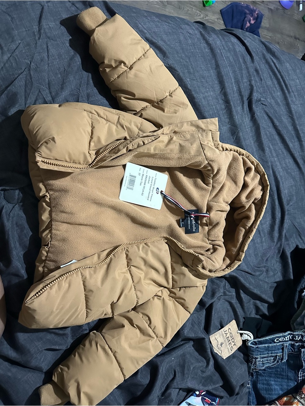 Children's Hooded Puffer Jacket in Tan